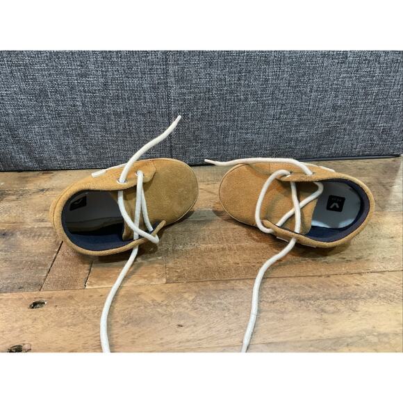 BABY SUEDE CAMEL PIERRE SHOES - Size 4 - Ships Free - Picture 3 of 7